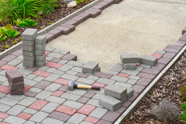 Best Driveway Resurfacing Pavers  in Richmond, IL